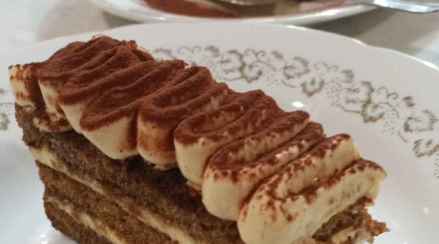 We can custom make your Tiramisu Cake