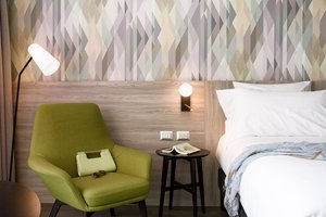 Room & Suite