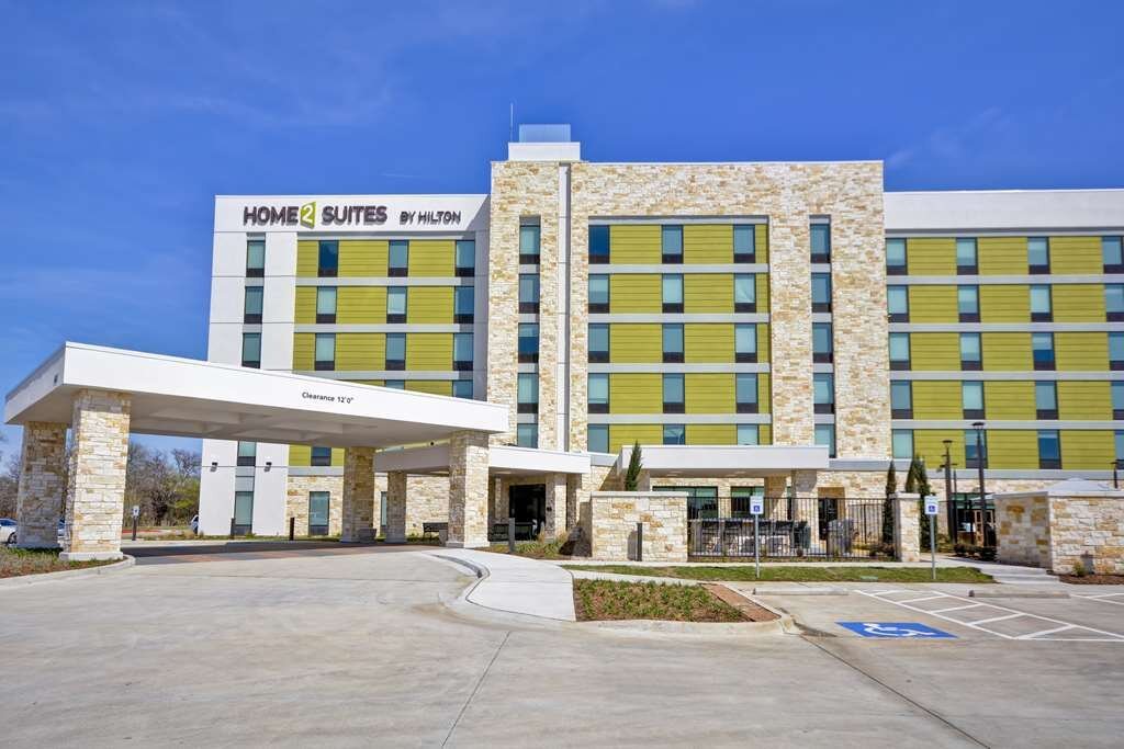 Great hotel - Review of Hampton Inn & Suites Dallas / Plano-East, Plano, TX - Tripadvisor