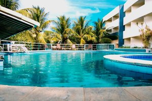 Piscina e praia
