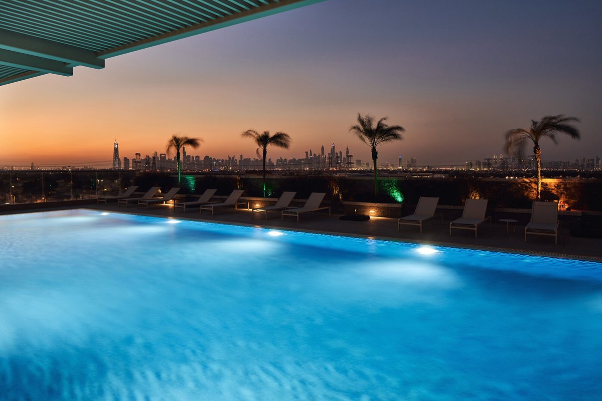 Adagio Jumeirah Village Triangle Pool: Pictures & Reviews - Tripadvisor