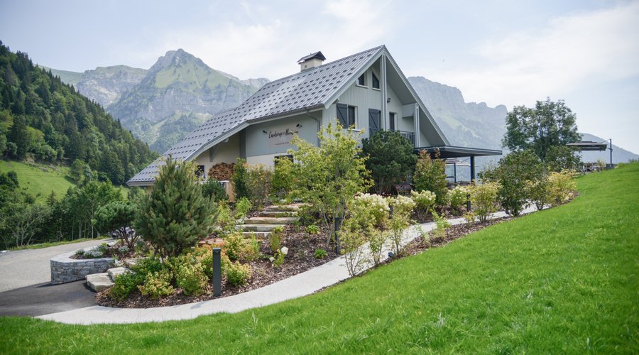 L'Auberge de Montmin image 4 - Full view