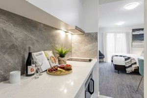 Room & Suite
