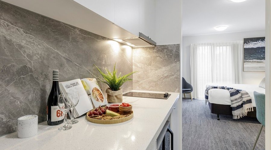 Kitchenette in Studio Room.