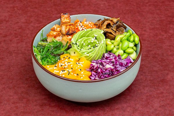 https://dynamic-media-cdn.tripadvisor.com/media/photo-o/21/fe/c6/7b/pokebowl.jpg?w=600&h=400&s=1