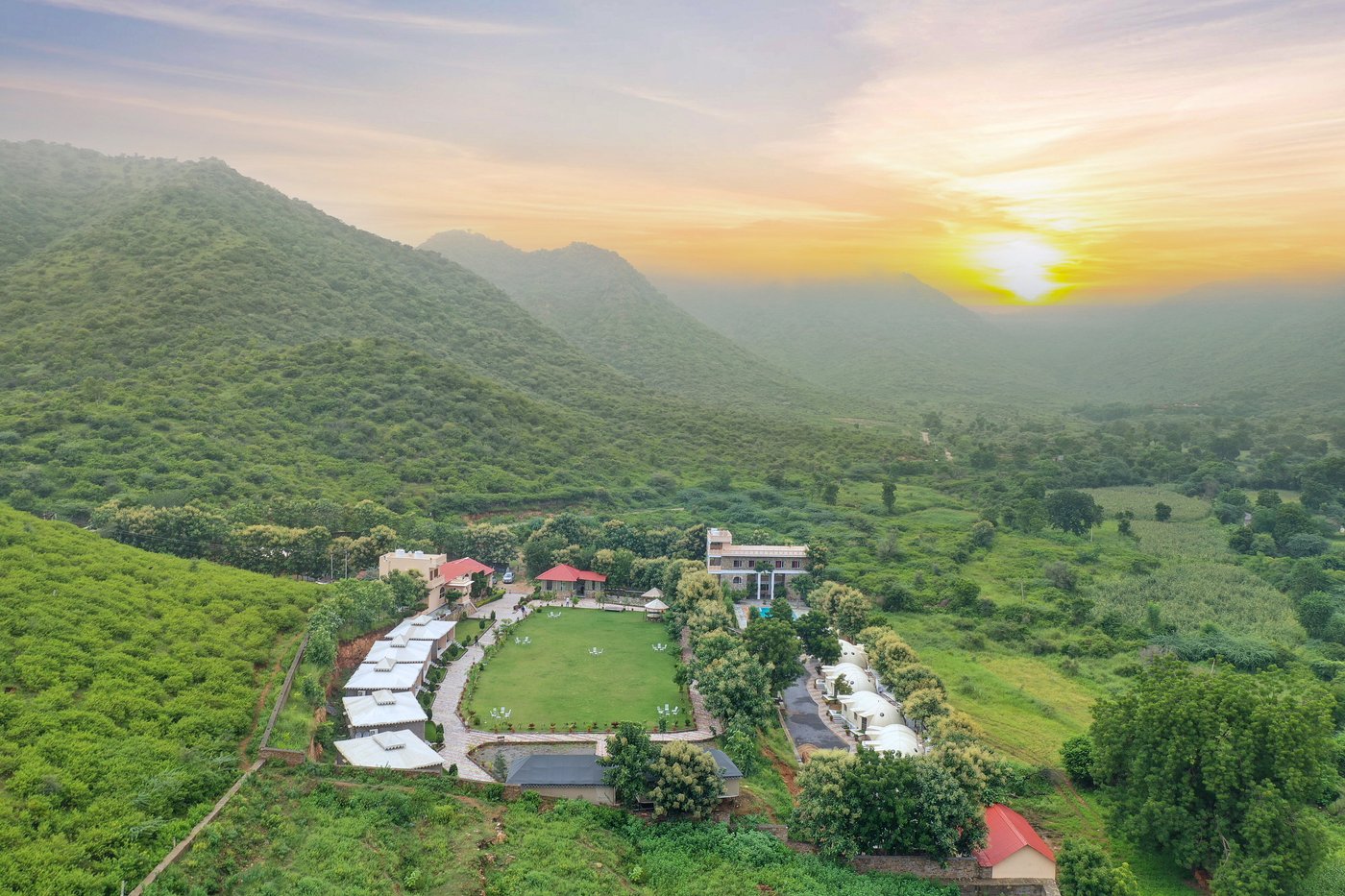 KAVISH THE HOLIDAY HILL RESORT (Udaipur, Inde) tarifs 2024