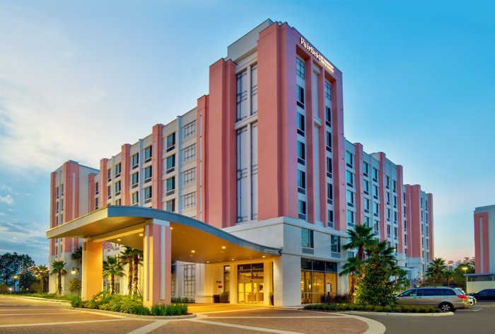 FAIRFIELD INN & SUITES BY MARRIOTT ORLANDO AT FLAMINGO CROSSINGSR TOWN