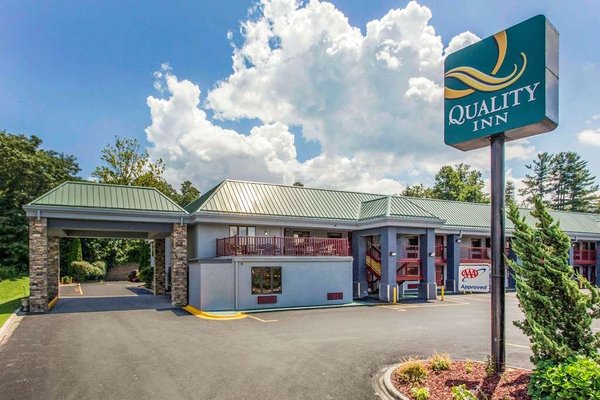 best hotels near black mountain nc