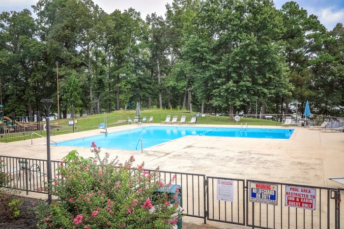 The Lodge at Natchez Trace Pool: Pictures & Reviews - Tripadvisor