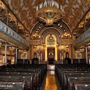 Sinagoga Mare, Bucharest, Go back to the starting piece her…