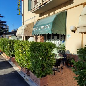 Hotel Etrusco!