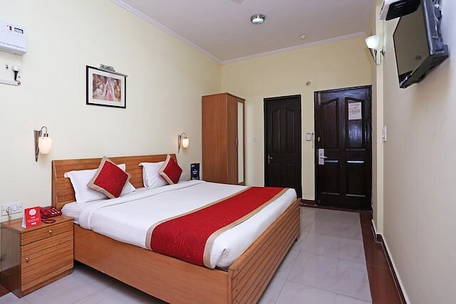 HOTEL WHITE & BLUE (Mahipalpur) - Hotel Reviews & Photos - Tripadvisor