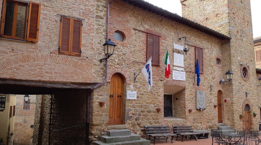 il palazzo comunale