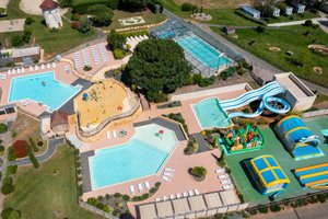 Piscina y playa