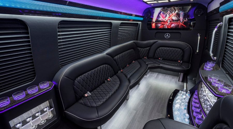 Party Style Limo Sprinter, Executive Sprinters. Limos, Weddings, Night out, Birthday,Tours, Key West