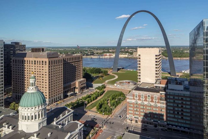 HYATT REGENCY ST. LOUIS AT THE ARCH - Updated 2024 Prices & Hotel ...