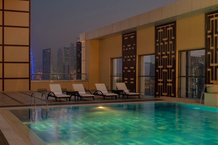 Dusit Doha Hotel Pool: Pictures & Reviews - Tripadvisor