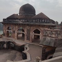 Ship Palace (Jahaz Mahal) (Mandu) - 2022 What to Know Before You Go ...