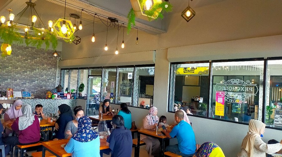 PEXOHOLIC CAFE PEXOHOLIC CAFE
