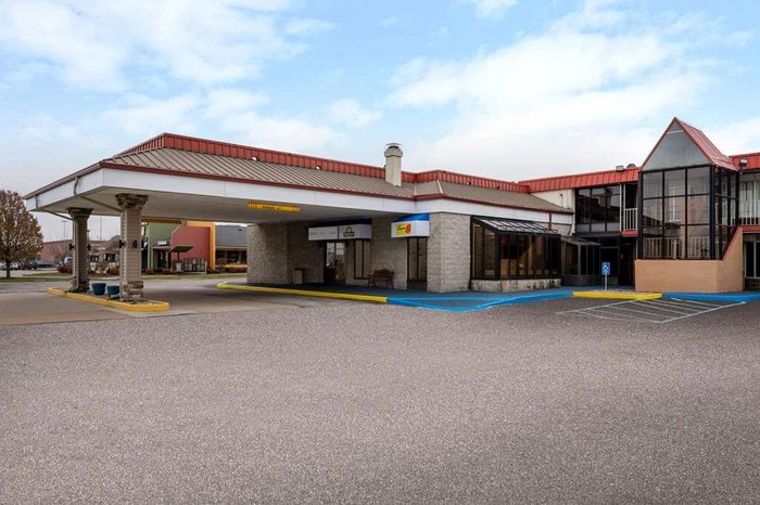 DAYS INN BY WYNDHAM PERRYSBURG/TOLEDO : Prezzi e Recensioni (2024)