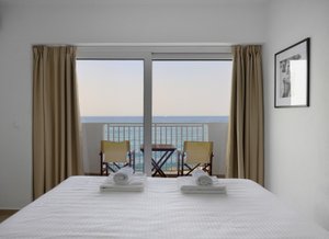 Room & Suite