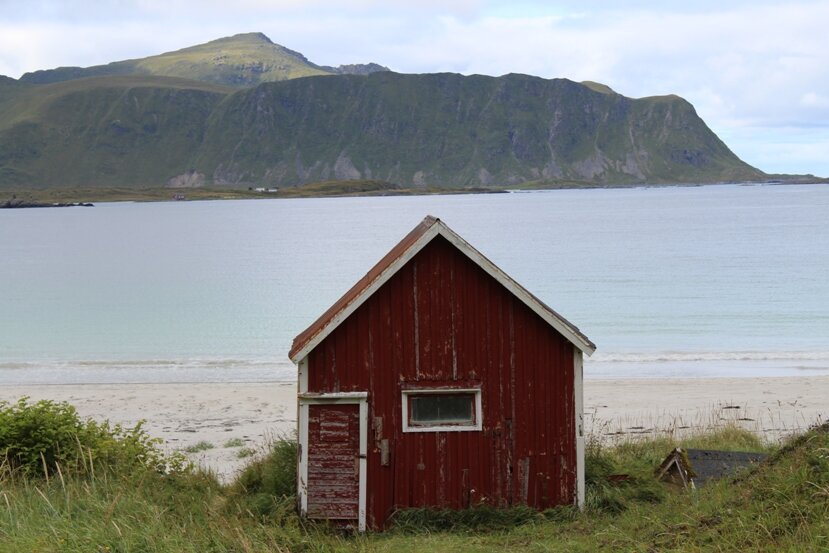 Rambergstranda Red Shed (Ramberg) - 2022 Alles Wat U Moet Weten VOORDAT ...