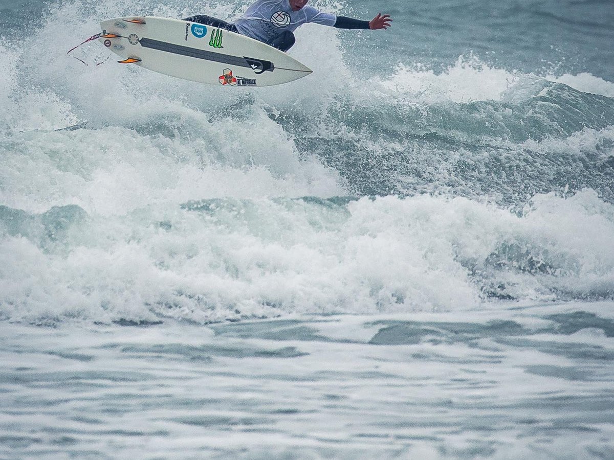 Surfing Croyde Bay - All You Need to Know BEFORE You Go