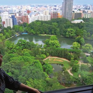 【お部屋からの眺望】高層階パークビュールームからは四季折々の変化が楽しめる中島公園の景色を一望できます。