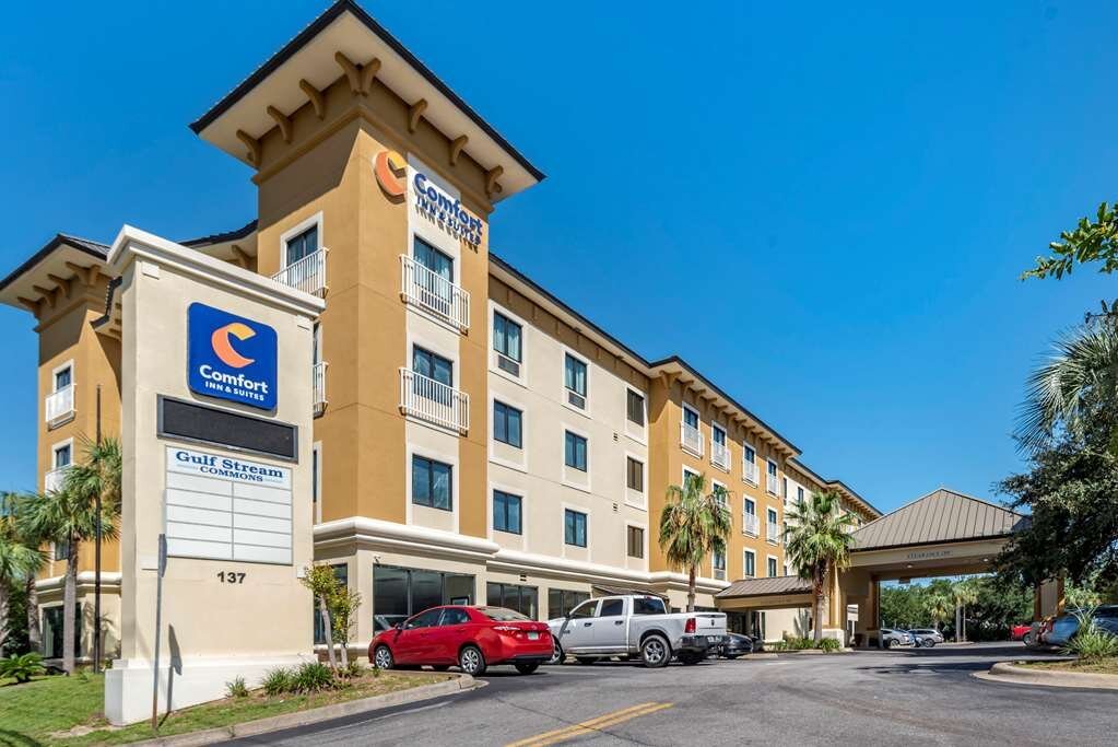 Comfort Inn And Suites - Updated 2024 Prices & Hotel Reviews (fort 