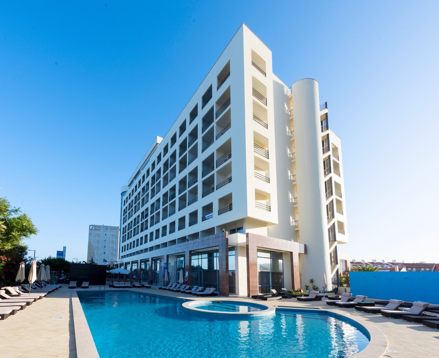 TRYP BY WYNDHAM LISBOA CAPARICA MAR - Updated 2025 Prices & Hotel ...