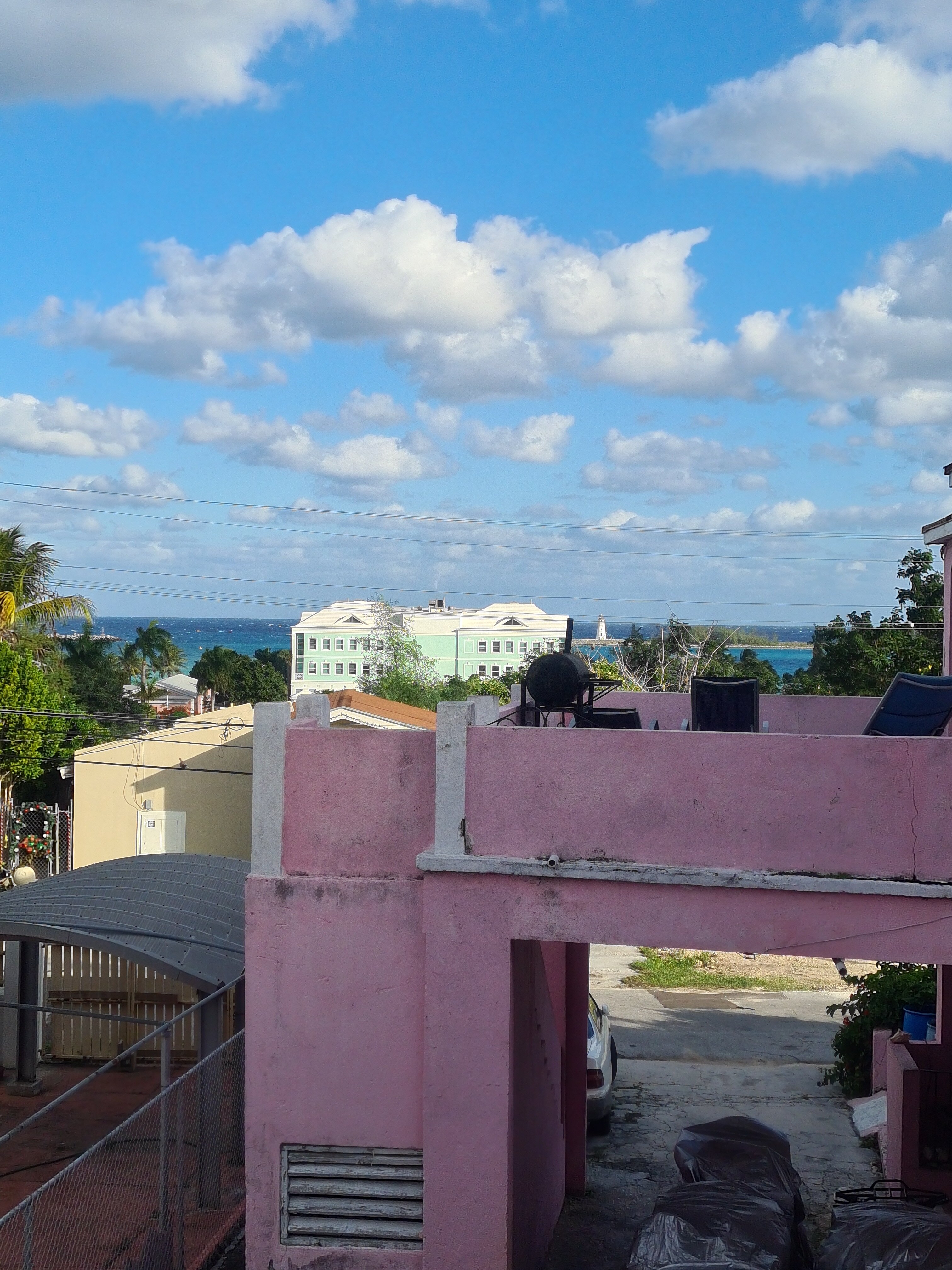 DA PINK AND WHITE PALACE B&B (Nassau, Bahamas): Prezzi 2022 E Recensioni