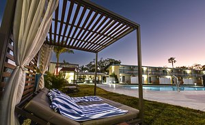 Golden Host Resort in Sarasota, image may contain: Hotel, Resort, Villa, Furniture