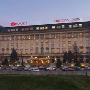 Welcome to the Ramada Plovdiv Trimontium