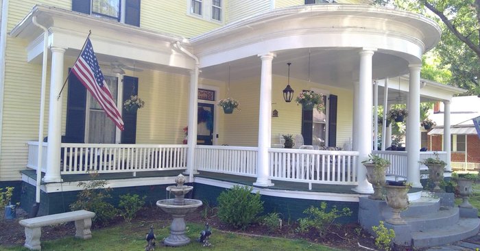 THE IVY - AN ENGLISH BED AND BREAKFAST - Updated 2023 Prices & B&B Reviews ( Warrenton, NC)