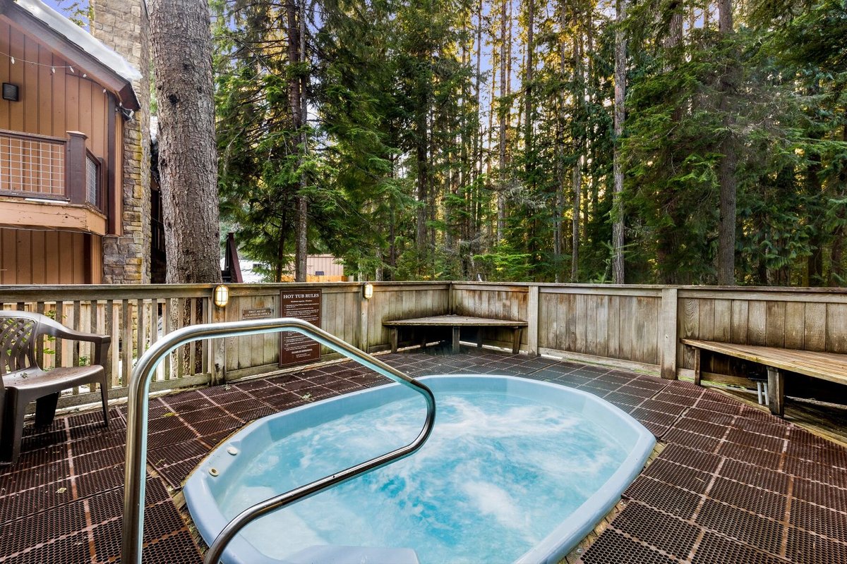 THE 10 BEST Crystal Mountain Hotel Deals (Aug 2022) - Tripadvisor