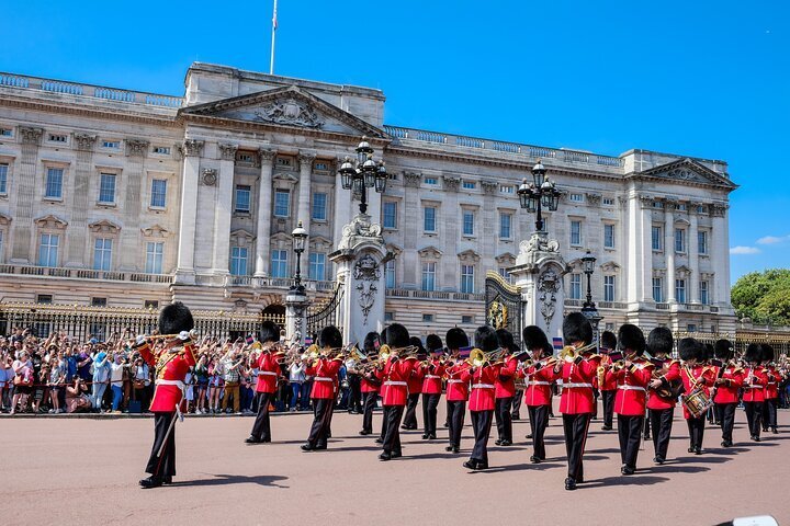 2024 Photographer, Professional Photoshoot - Buckingham Palace (London)