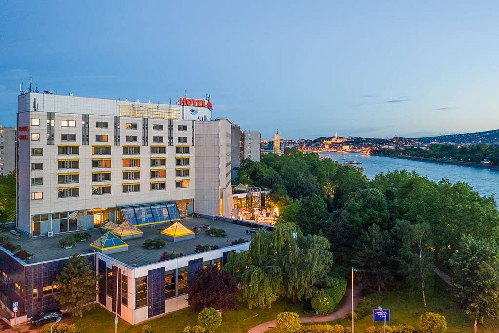 다누비우스 헬스 스파 리조트 헬리아 (Danubius Hotel Helia, 부다페스트) - 호텔 리뷰 & 가격 비교 다누비우스 헬스 스파 리조트 헬리아 (Danubius Hotel Helia, 부다페스트) - 호텔 리뷰 & 가격 비교