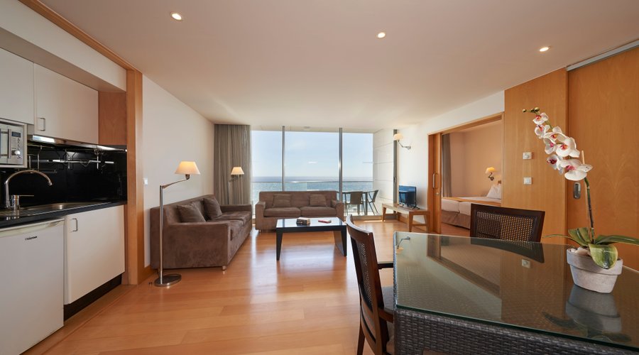 Quarto vista mar