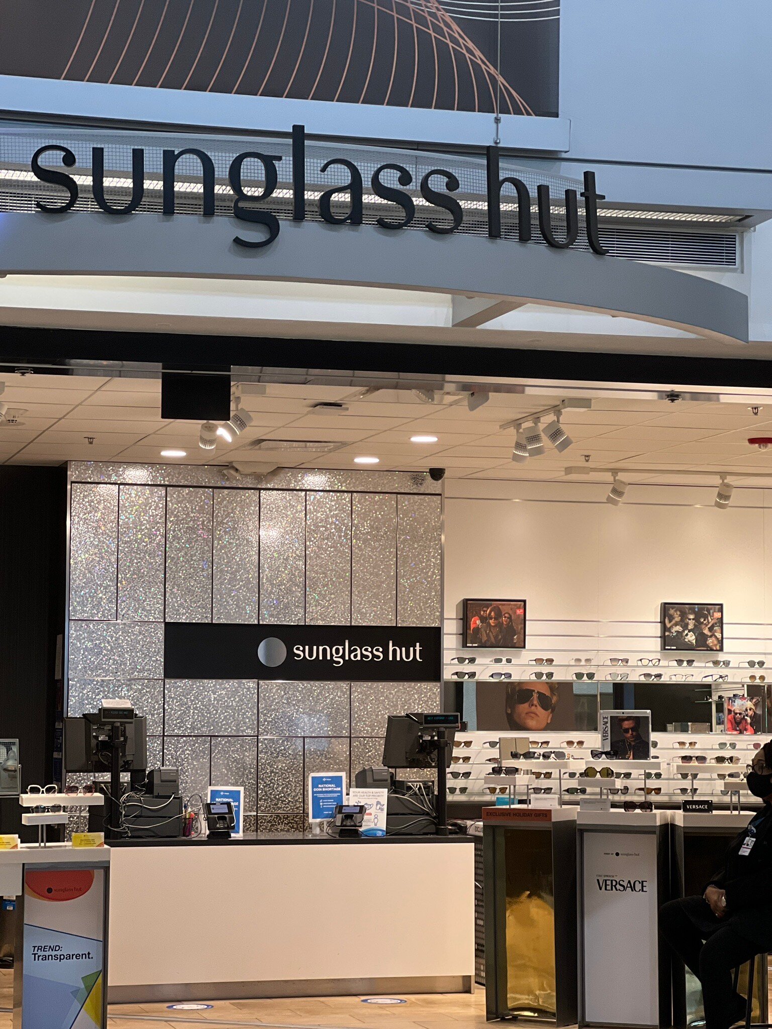 Sunglass Hut at Auburn Mall - A Shopping Center in Auburn, MA - A Simon  Property