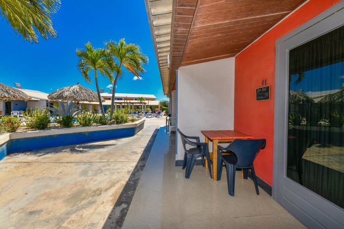 Aruba Blue Village Bar or Lounge: Pictures & Reviews - Tripadvisor