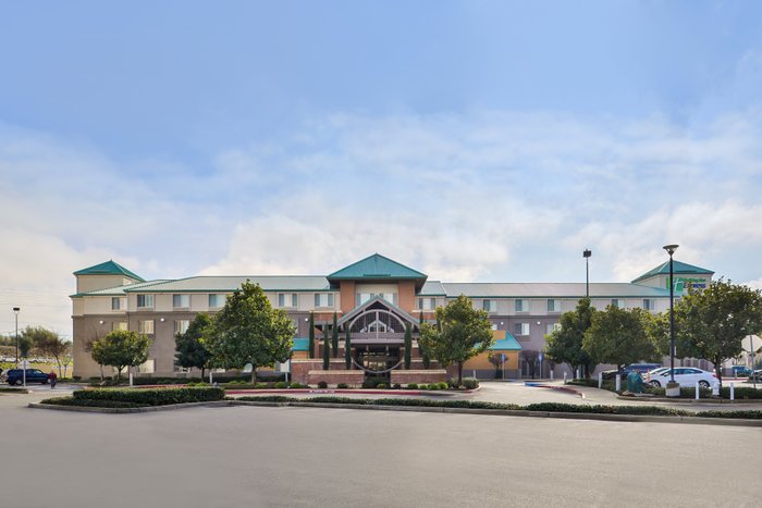 HOLIDAY INN EXPRESS & SUITES ELK GROVE CENTRAL - HWY 99, AN IHG HOTEL ...