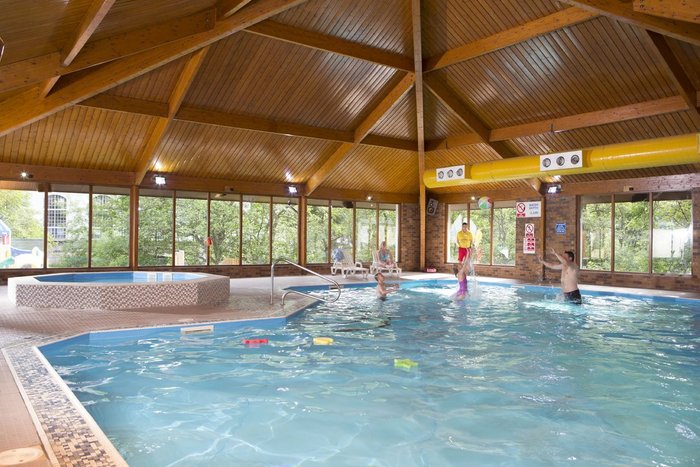 Parkdean Resorts Tummel Valley Holiday Park Pool: Pictures & Reviews ...