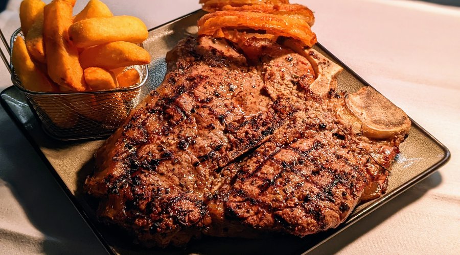 22oz Porterhouse steak