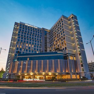 Kingsford Hotel Manila in Luzon, image may contain: City, Office Building, Condo, Urban
