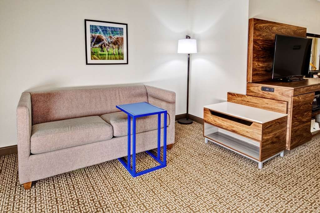 Hotel photo 53 of Hampton Inn Van Buren.