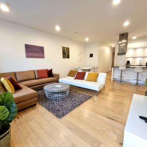 Deluxe Two Bedrooms Apartment - Our deluxe Two bedrooms apartments are located at Laugavegur 85, 