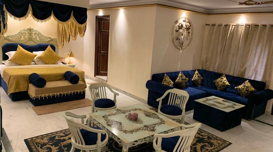 Palace Suite 