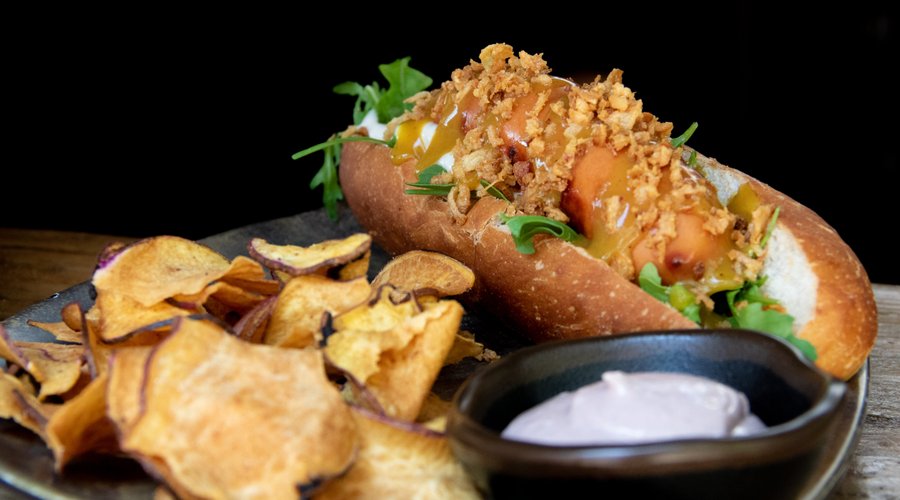 Hot Dog com uma mistura de Amazónia e Portugal.
