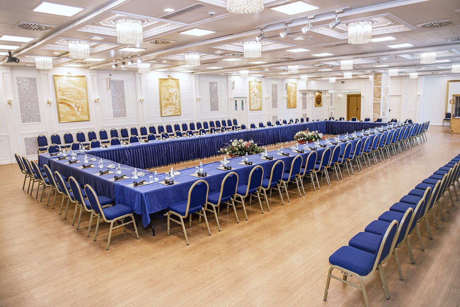 Tirana International Hotel & Conference Center by null