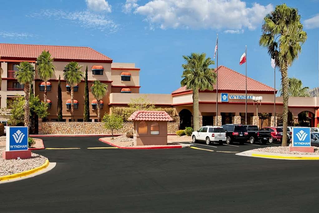 Wyndham El Paso Airport Hotel and Water Park, hotell i El Paso
